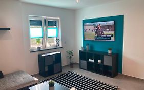 Eastside-Apartment Haus 2